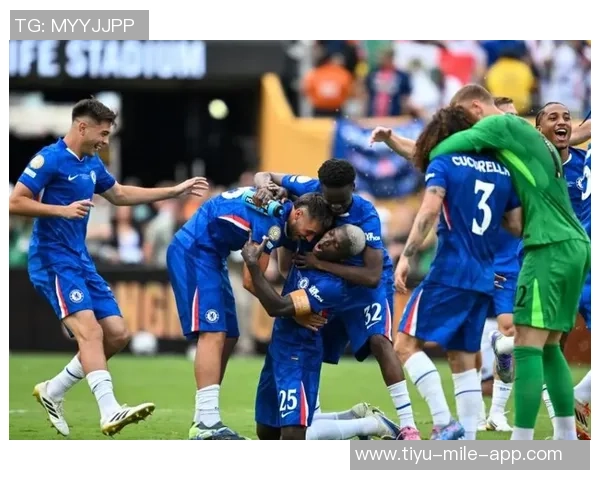 斯特拉斯堡球迷愤怒抗议母公司将球队当作切尔西二队的悲惨现状